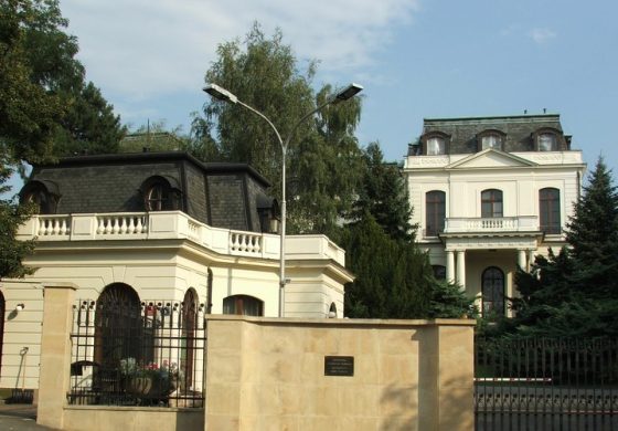 Czesi chcą odłączenia prądu w budynkach należących do ambasady Rosji!