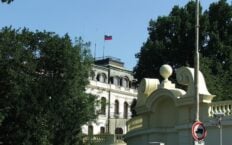 Zmiana adresu rosyjskiej ambasady w Pradze. Rosjanie nie chcą urzędować przy Placu Niemcowa?