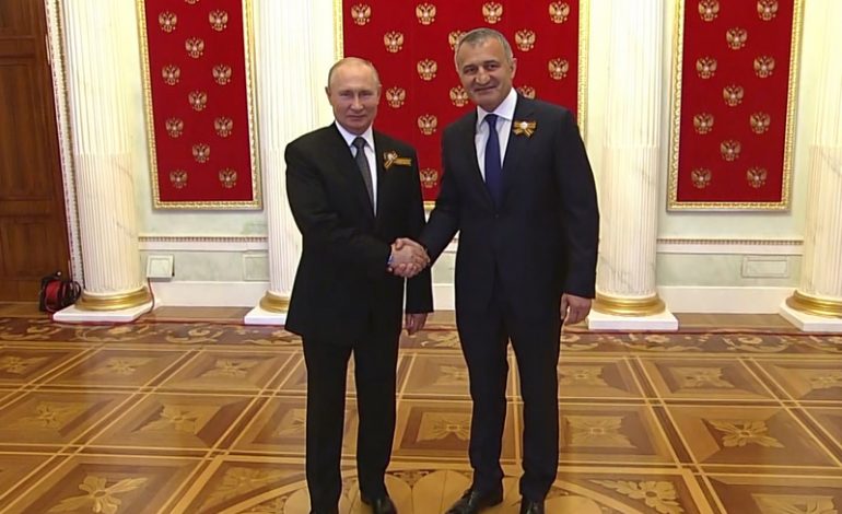 “Prezydent” Osetii Południowej odbył szereg spotkań w Moskwie