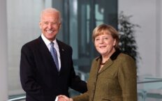 Biden i Merkel wzywają Rosję do wycofania wojsk zgromadzonych wokół Ukrainy Biden i Merkel wzywają Rosję do wycofania wojsk zgromadzonych wokół Ukrainy