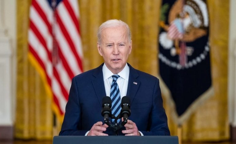 Biden podpisał kolejny pakiet pomocy wojskowej dla Ukrainy. Lista jest imponująca (WIDEO)