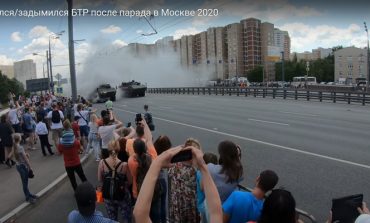 Pożar najnowocześniejszego rosyjskiego transportera opancerzonego podczas parady zwycięstwa w Moskwie (WIDEO)