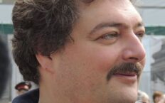 Bellingcat: Truciciele z FSB próbowali zabić też rosyjskiego pisarza!