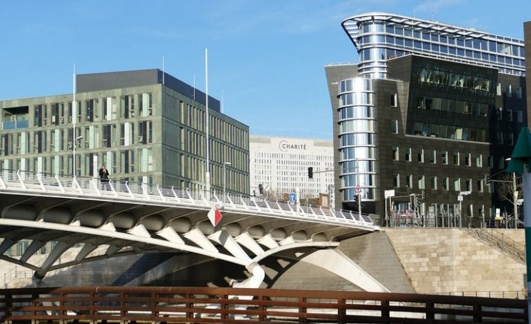 Berlińska klinika zwróciła “kucharzowi Putina” milion rubli, które przekazał na leczenie Nawalnego