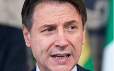 Premier Włoch: Pomoc Rosji i Chin nie zmieniła naszej polityki zagranicznej