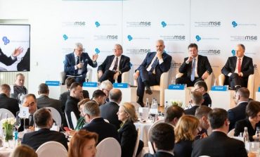Czaputowicz podczas konferencji w Monachium: Społeczność międzynarodowa powinna wspierać wysiłki prezydenta Zełenskiego, jednocześnie wywierając presję na Rosję