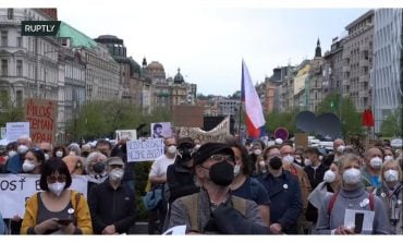 Czesi protestują przeciwko „zdrajcy” Zemanowi