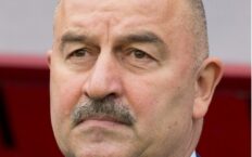 Trener Rosji Stanisław Czerczesow jednak zwolniony. Na życzenie Putina?