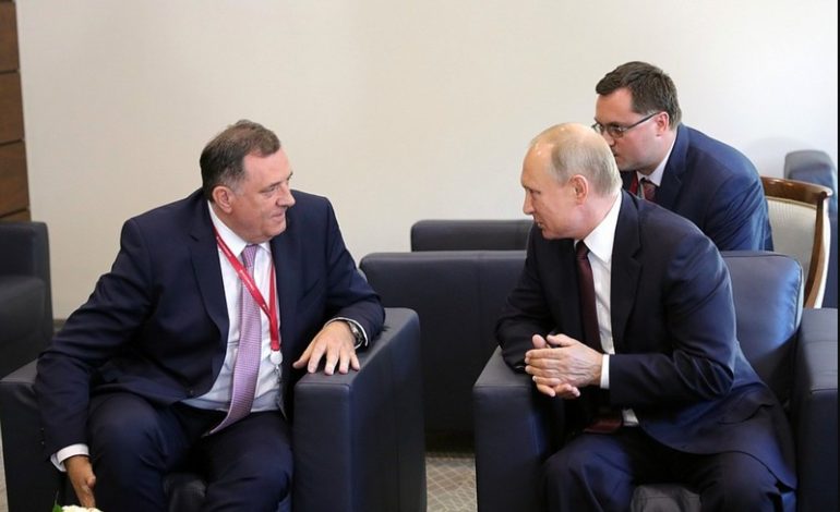 Bośniaccy Serbowie zagłosowali za wyjściem z Bośni i Hercegowiny. Mają poparcie Putina i Łukaszenki