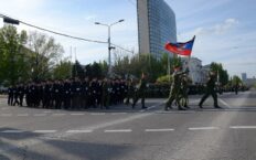 W dzień wizyty ministra spraw zagranicznych Polski i kanclerza Niemiec rosyjska Duma wzywa Putina do uznania marionetkowych “republik” w Donbasie