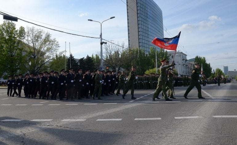 W dzień wizyty ministra spraw zagranicznych Polski i kanclerza Niemiec rosyjska Duma wzywa Putina do uznania marionetkowych “republik” w Donbasie