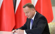 Stan wyjątkowy na granicy z Białorusią przedłużony. Prezydent Polski podpisał rozporządzenie