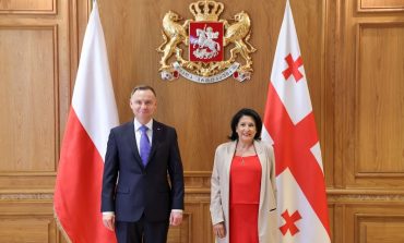 Prezydent Duda deklaruje: Polska podzieli się szczepionkami z Gruzją