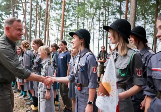 Prezydent Duda spotkał się z harcerzami Ukrainy i Litwy. "Wszyscy zobaczyli jak wiele jest dobra między ludźmi"