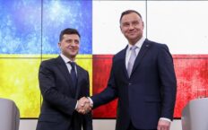 Godzinna rozmowa telefoniczna prezydentów Polski i Ukrainy