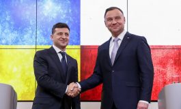 Godzinna rozmowa telefoniczna prezydentów Polski i Ukrainy