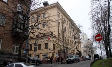 Kanada tymczasowo wycofuje część personelu z ambasady w Kijowie