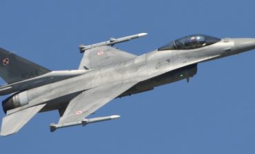 Morawiecki: Polska może wysłać F-16 Ukrainie w koordynacji z NATO