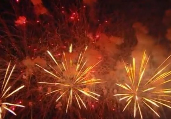A tymczasem w Moskwie... pokaz fajerwerków (WIDEO)