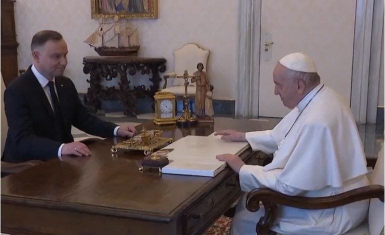 Prezydent polski po audiencji u papieża: Ojciec Święty z dużym zainteresowaniem pytał mnie o szczegóły dotyczące Ukrainy (WIDEO)
