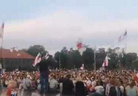 20 tys. ludzi na głównym placu Mińska. Protesty nie ustają też w innych miastach (WIDEO) Białorusi
