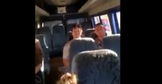Gruzińskie kobiety wyrzuciły z autobusu moskali, bo powiedzieli: Chwała Rosji! “Putin ch… i wy też jesteście ch…!” Gruzińskie kobiety wyrzuciły z autobusu moskali, bo powiedzieli: Chwała Rosji! “Putin ch… i wy też jesteście ch…!”
