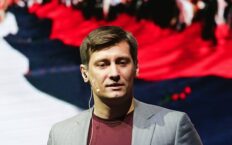 Dwa tygodnie przed szczytem Biden-Putin kolejne uderzenie w opozycję w Rosji (AKTUALIZACJA) Dwa tygodnie przed szczytem Biden-Putin kolejne uderzenie w opozycję w Rosji (AKTUALIZACJA)