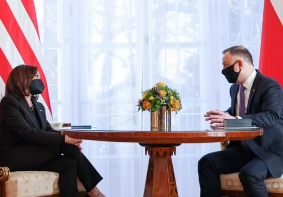 Wiceprezydent USA i premier Kanady w Polsce. 50 mld dolarów na pomoc Ukraińcom
