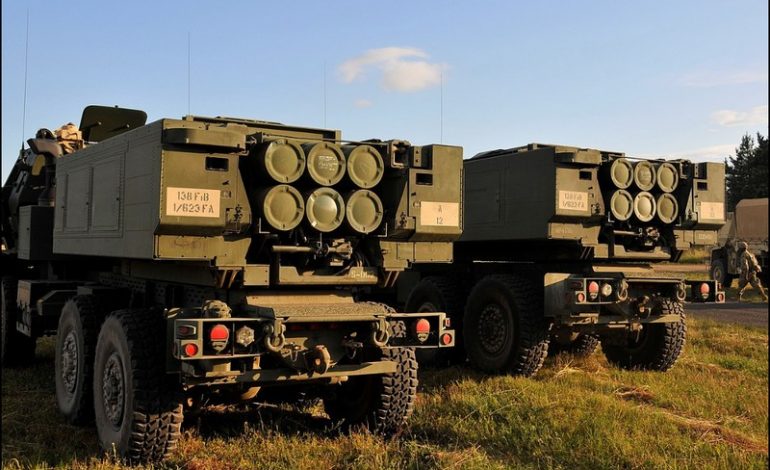 Pierwsze amerykańskie zestawy HIMARS już na Ukrainie. Mogą celnie razić raszystów na odległość 70 km
