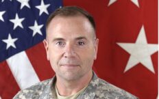 Były dowódca armii USA w Europie: Rosja chce odciąć Ukrainę od Morza Czarnego