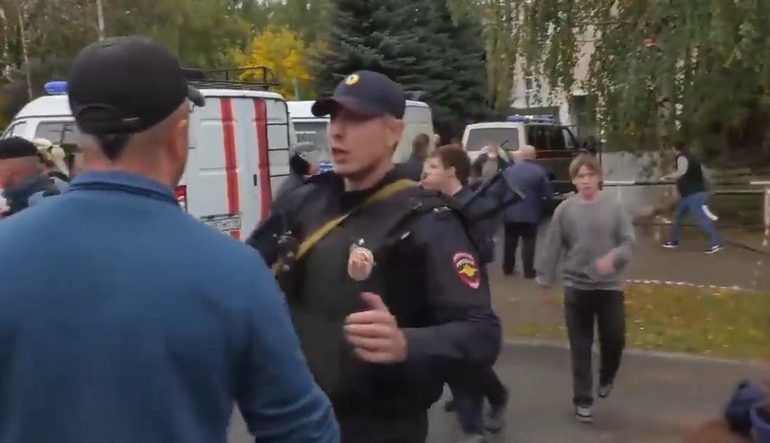 Rośnie liczba ofiar szaleńca, który strzelał do dzieci w szkole podstawowej w Rosji