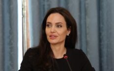 Angelina Jolie we Lwowie. Podczas jej wizyty na dworcu zawyły syreny alarmowe (WIDEO)