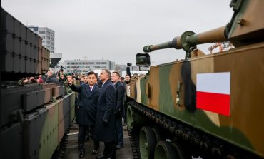 Pierwsza partia czołgów i haubic zakupionych w Korei Południowej już w Polsce