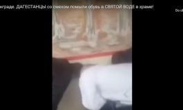 Rosyjscy żołnierze umyli buty w wodzie święconej (WIDEO)