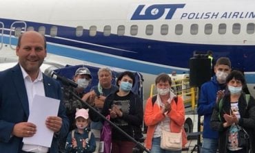 Do Polski przyleciała grupa repatriantów z Kazachstanu