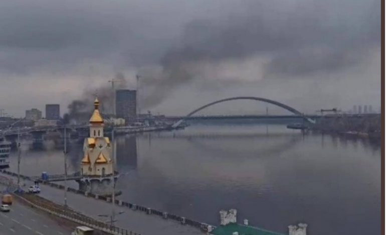 Ostrzał rakietowy Kijowa (WIDEO)