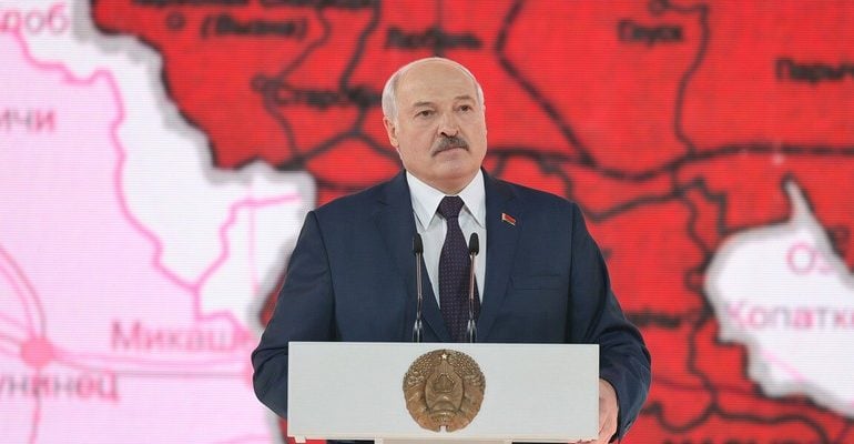 Łukaszenka miesza się do polskiej polityki: “Donald Tusk jest silnym politykiem. Ci obecnie u władzy poniosą srogą klęskę”