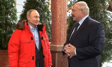 Powrót naftowej wojny cenowej? Białoruś może przelać czarę goryczy (ANALIZA)