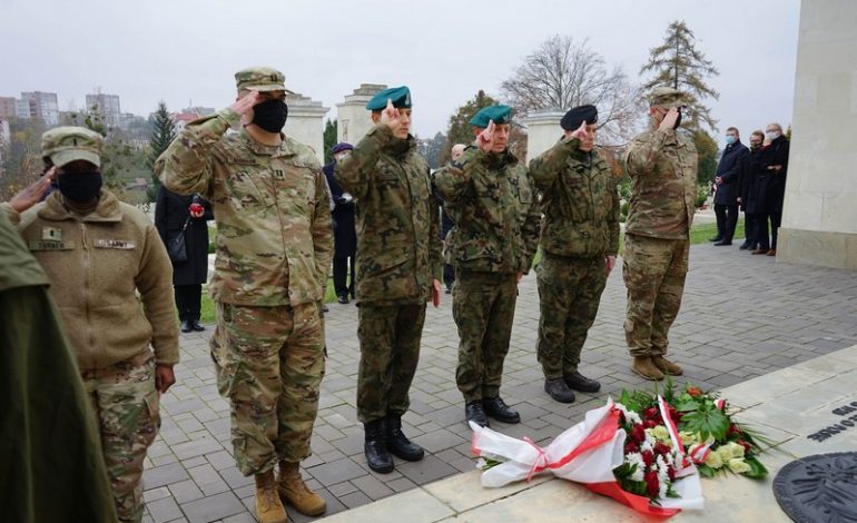 Obchody 102. rocznicy Święta Niepodległości Polski we Lwowie