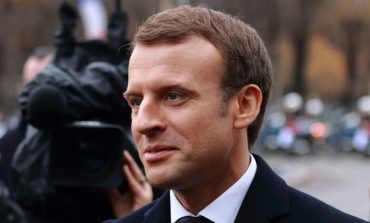 Macron popiera embargo na ropę i gaz z Rosji