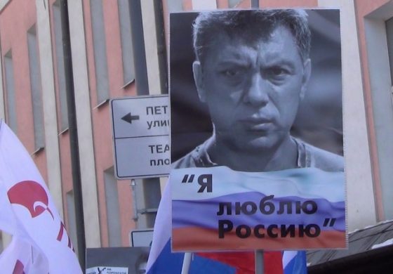Tysiące ludzi na "marszu Niemcowa" w Moskwie