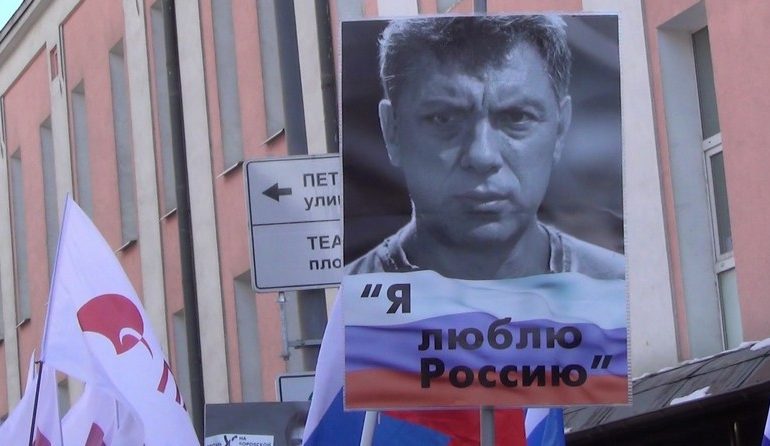 Tysiące ludzi na “marszu Niemcowa” w Moskwie