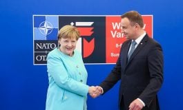 Sondaż: Spośród zagranicznych polityków Ukraińcy najbardziej ufają Merkel i Dudzie
