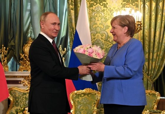 Merkel: Niemcy nie powinny być pierwszym narodem, który wysyła na Ukrainę czołgi
