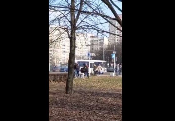 Co najmniej 180 osób zatrzymanych w Mińsku (WIDEO)