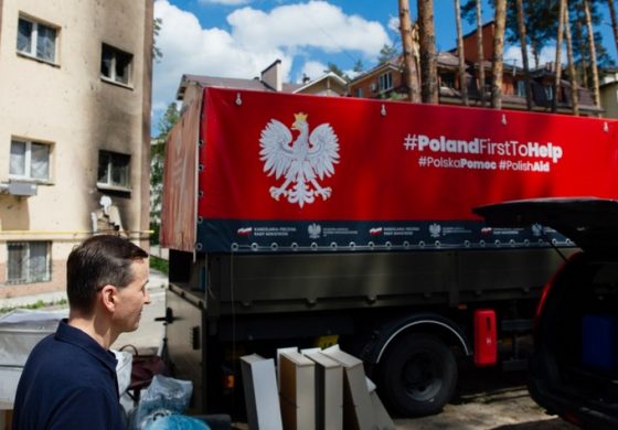 Polski rząd w Buczy, Irpieniu i Borodziance. Otwarcie miasteczek kontenerowych dla tych, którym Rosjanie zniszczyli domy (ZDJĘCIA)