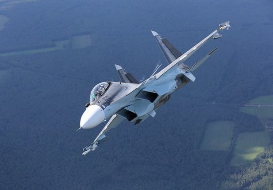 Kazachstan: Myśliwiec Su-30SM rozbił się, bo wpadł w stado ptaków?