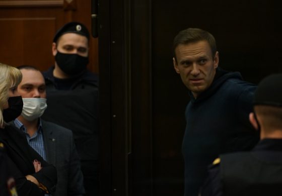Jawlinski przeprasza tych, których zabolały jego słowa o Nawalnym