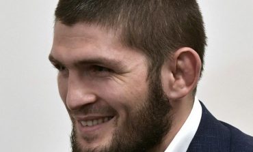 Nie słabnie nagonka rosyjskich muzułmanów na Macrona. Dagestański mistrz MMA nazwał go "kreaturą" i wezwał Allaha, by go oszpecił