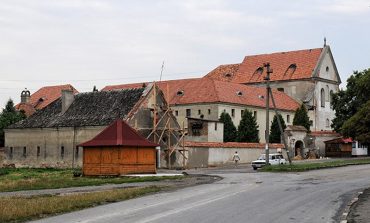 Obwód lwowski: Dach dawnego klasztoru kapucynów w Olesku zostanie naprawiony